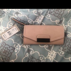 Kenneth Cole Reaction  Wallet